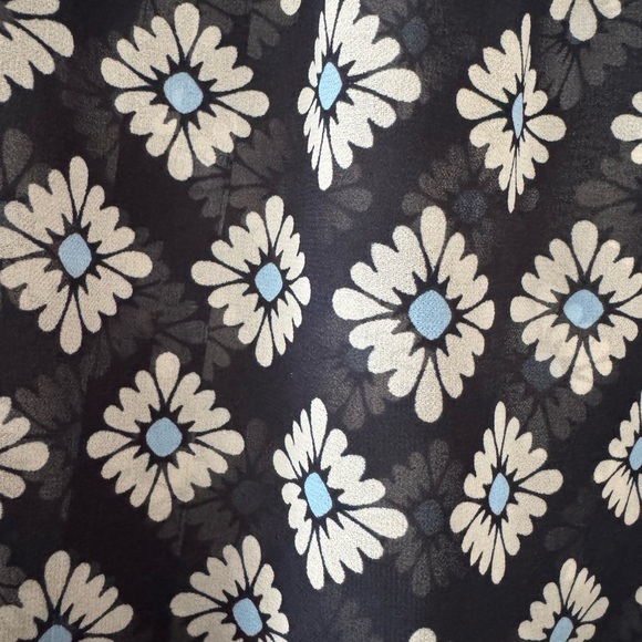 LOFT Navy Blue and Cream Floral Sheer Blouse - Picture 4 of 9